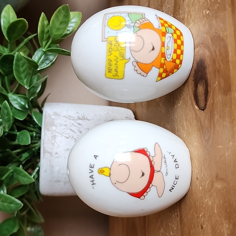Ziggy Tom Wilson salt and pepper shaker set.